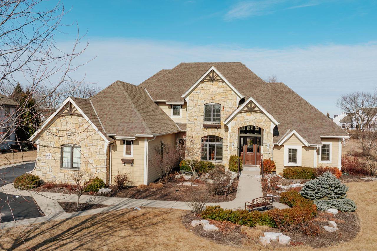 Pewaukee, WI 53072,N39W23802 Broken Hill CIRCLE N