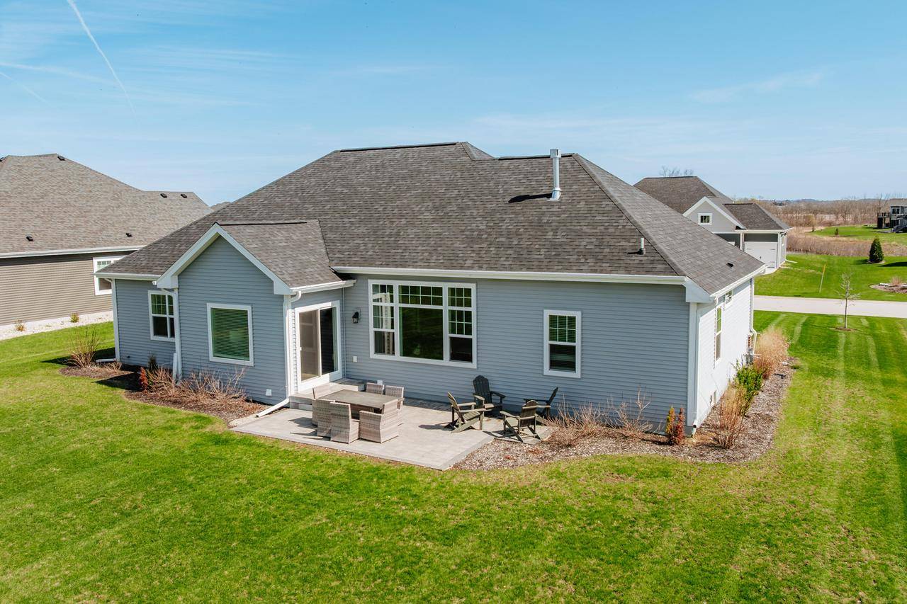 Pewaukee, WI 53072,N46W22348 Boxleaf LANE
