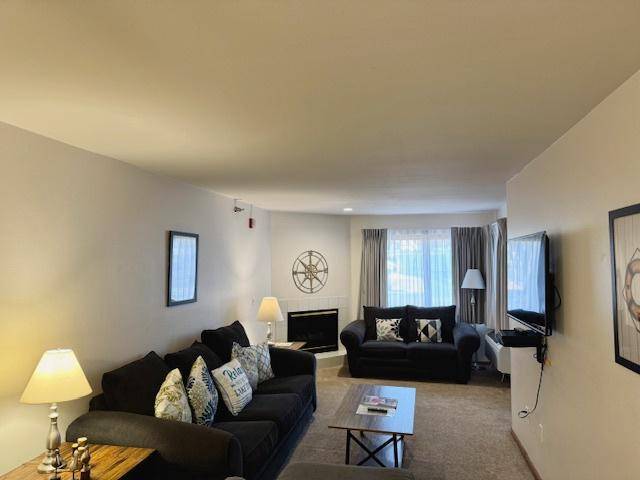 Lake Geneva, WI 53147,111 Center STREET #227