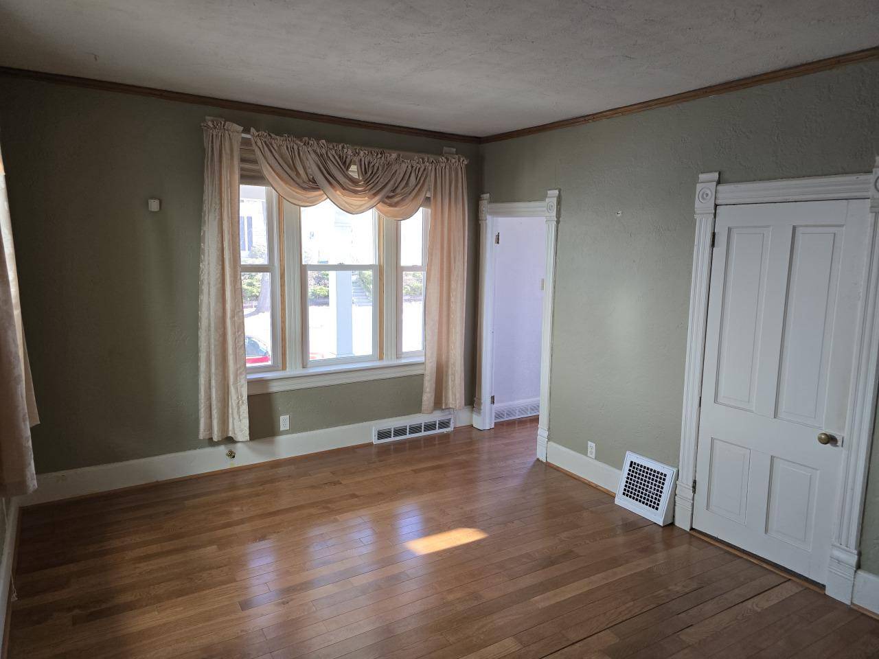 Sheboygan, WI 53081,1530 S 11th STREET