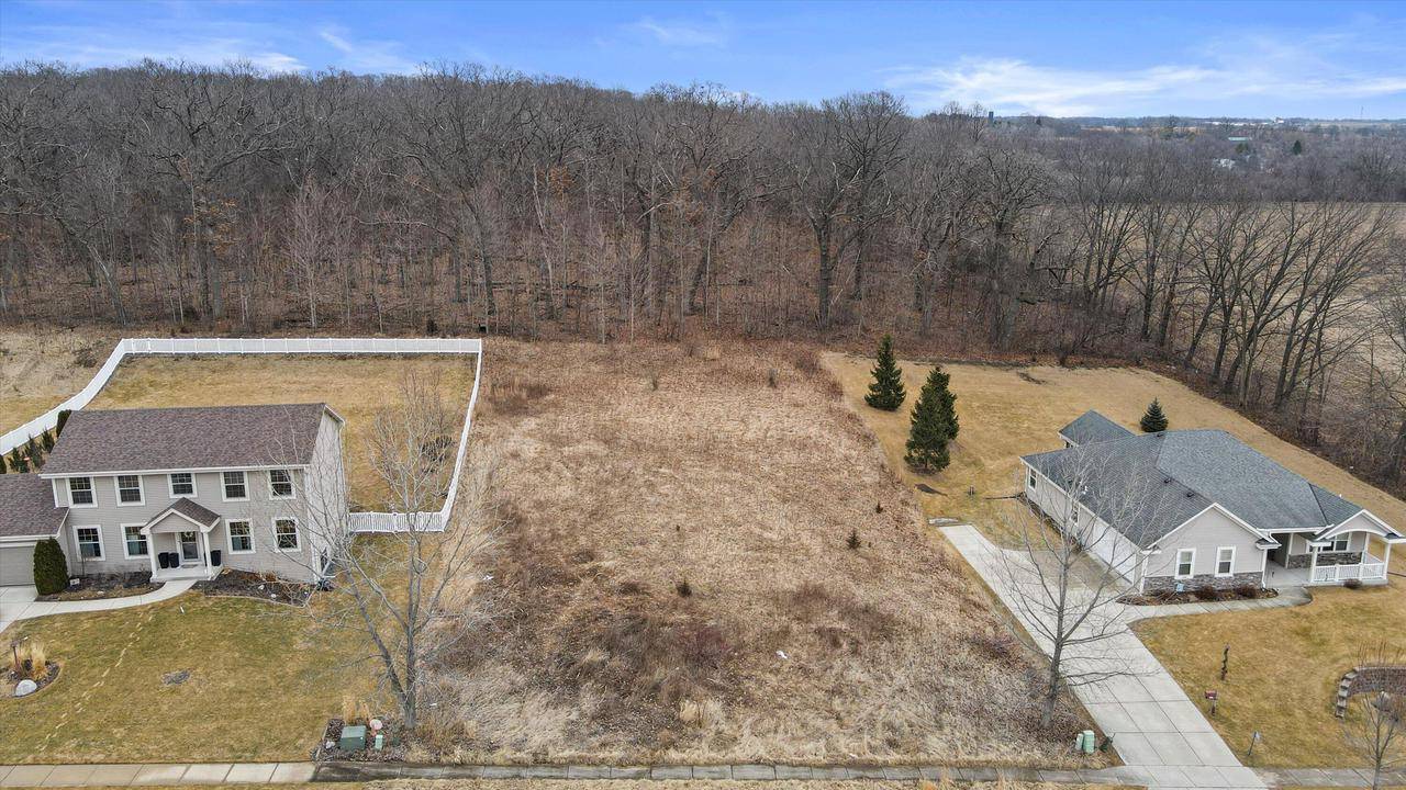Oconomowoc, WI 53066,Lt93 S HICKORY HILLS DRIVE
