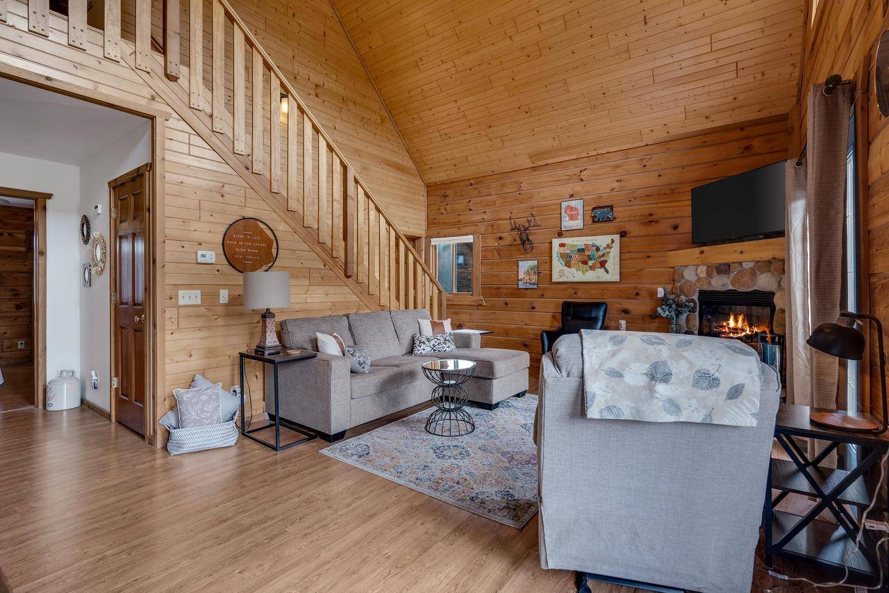 Warrens, WI 54666,346 Hilltop CIRCLE