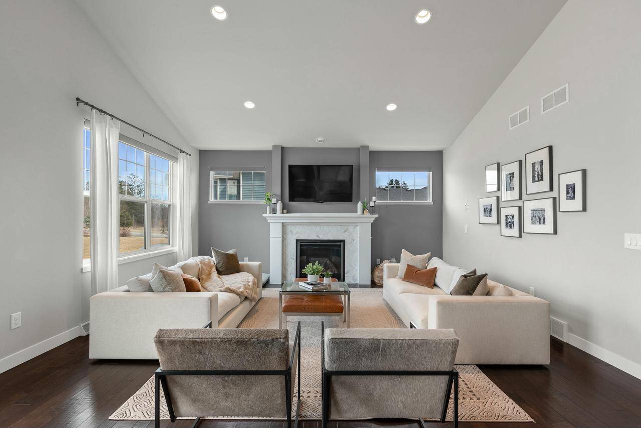 Mequon, WI 53097,7820 W Mourning Dove LANE