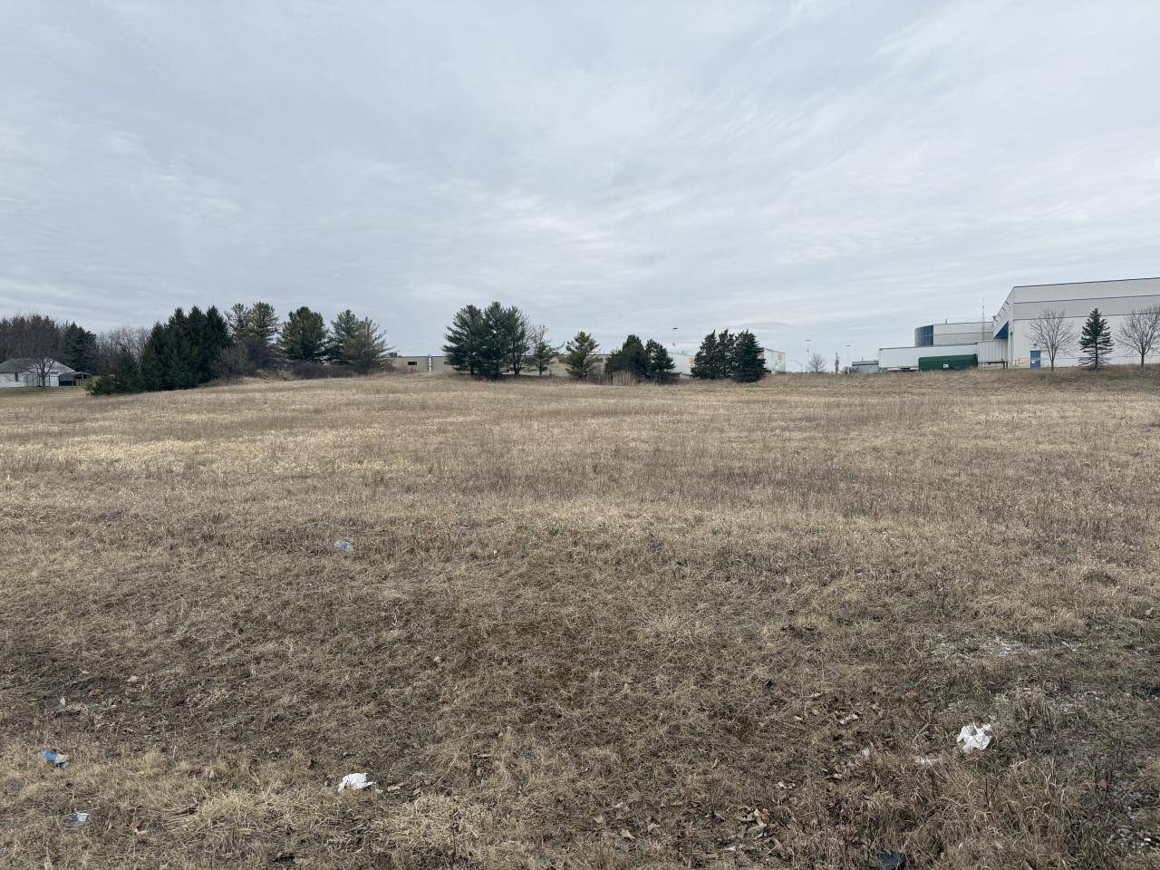 Franklin, WI 53132,5660 W OAKWOOD ROAD