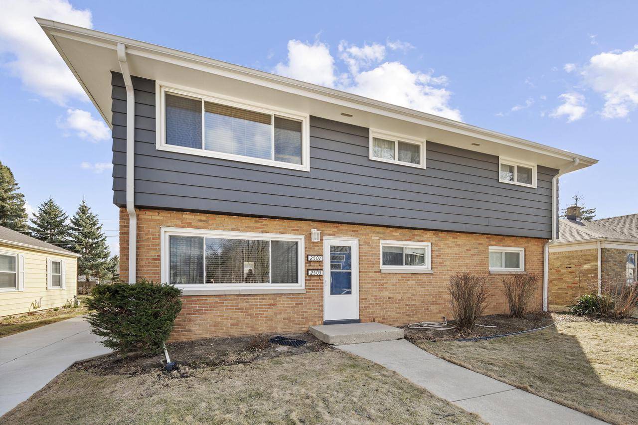 Saint Francis, WI 53235,2505 E Van Norman AVENUE #2507