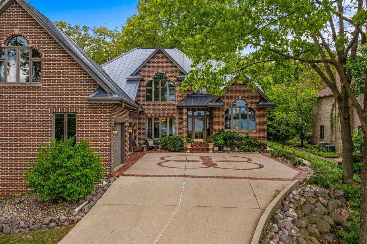 Oconomowoc, WI 53066,36082 N Beach ROAD
