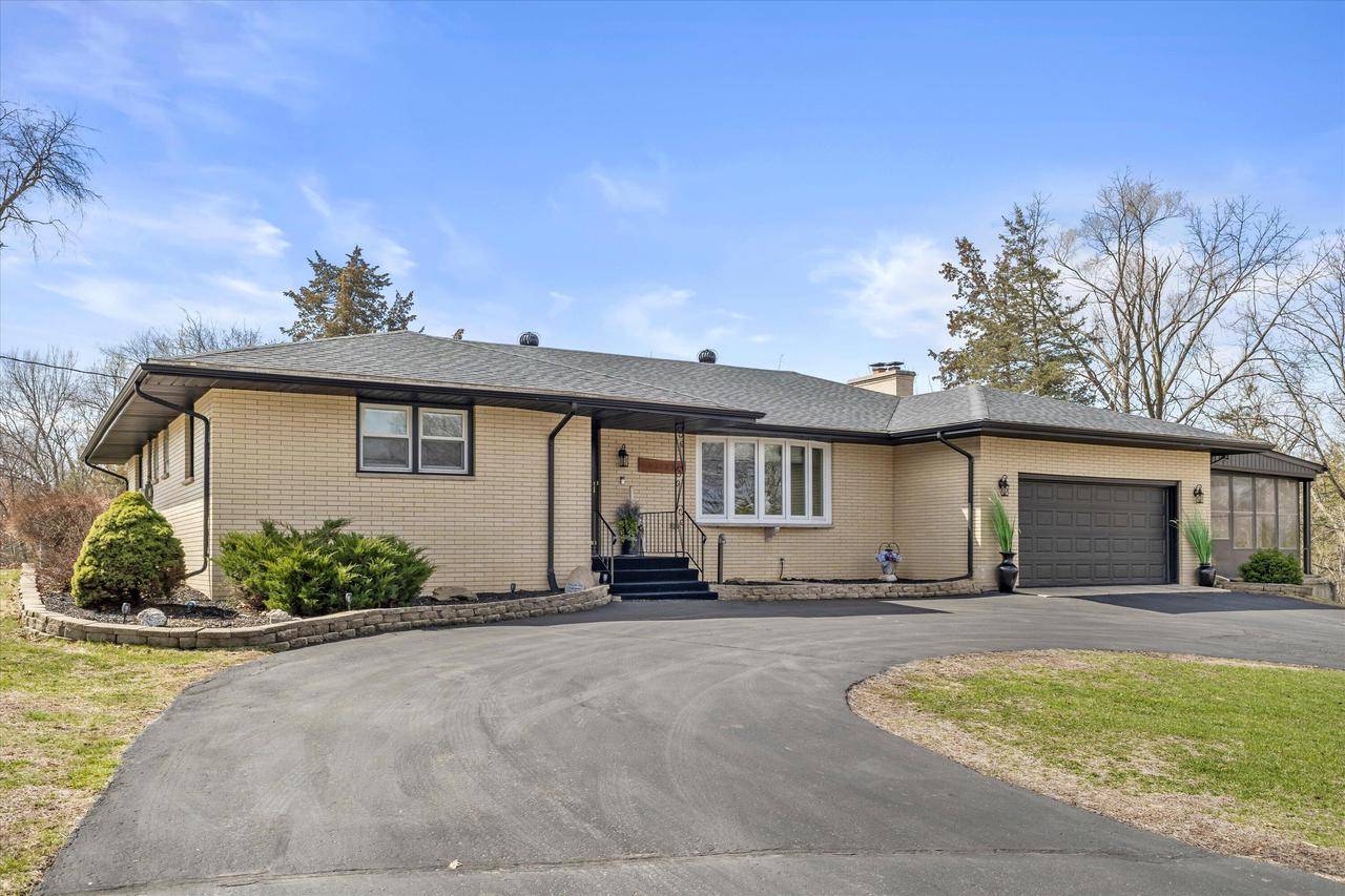Burlington, WI 53105,33225 80th STREET