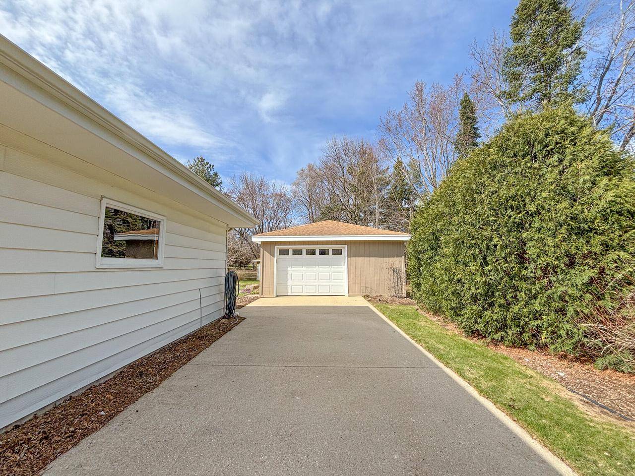 Waukesha, WI 53189,S37W31628 Bennett ROAD