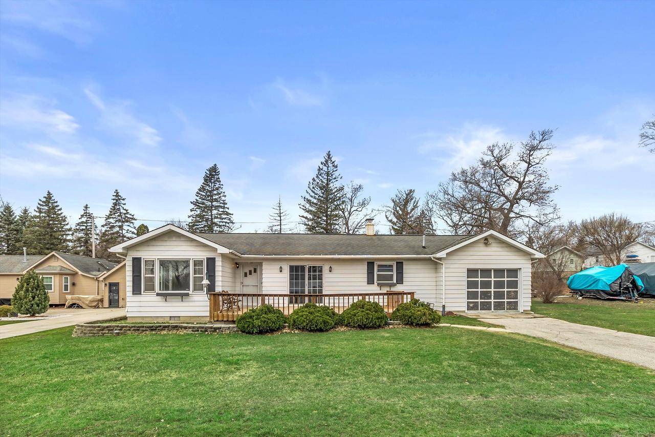 Salem, WI 53168,7100 247th AVENUE