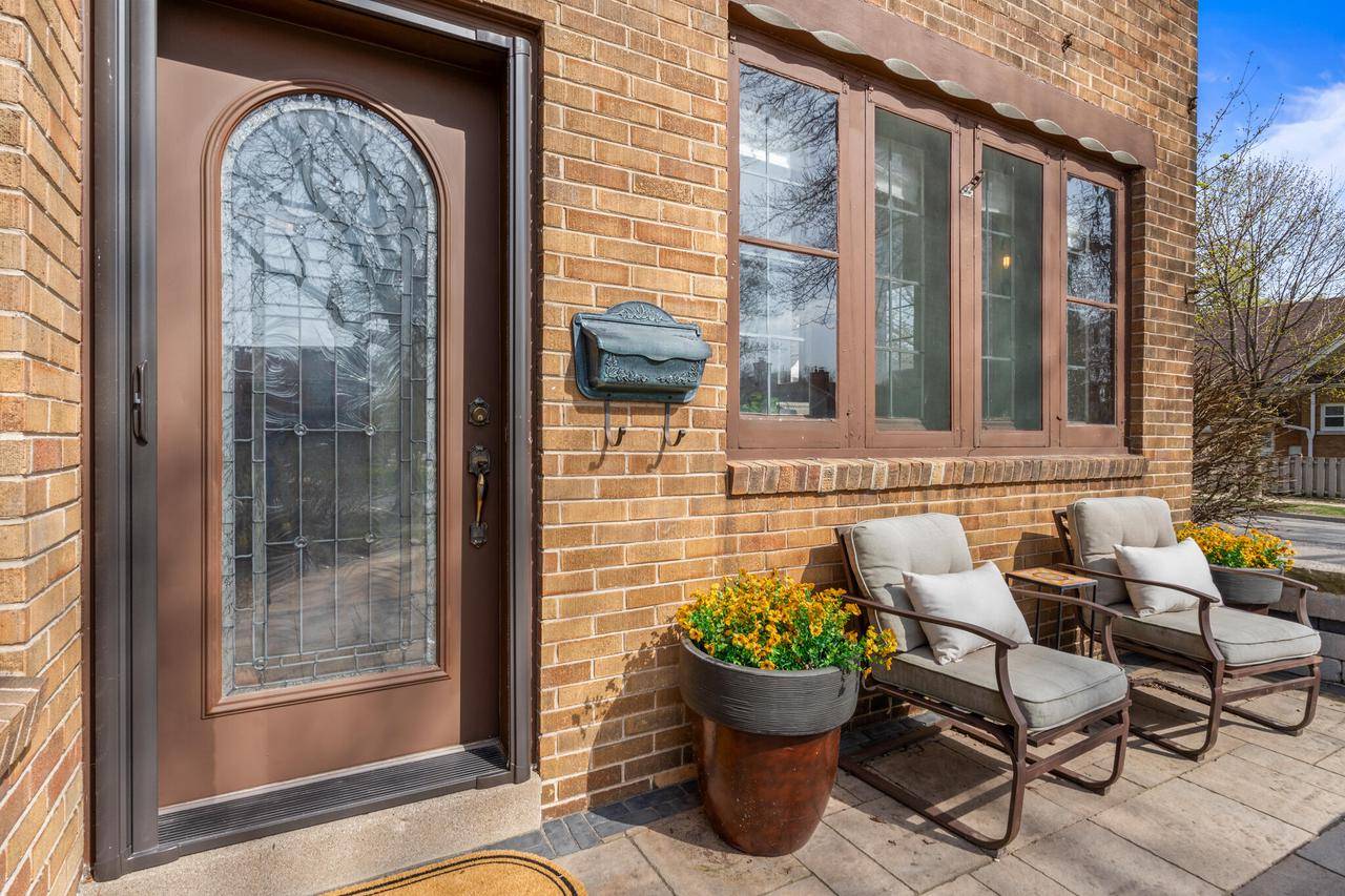 Whitefish Bay, WI 53217,5800 N Kent AVENUE