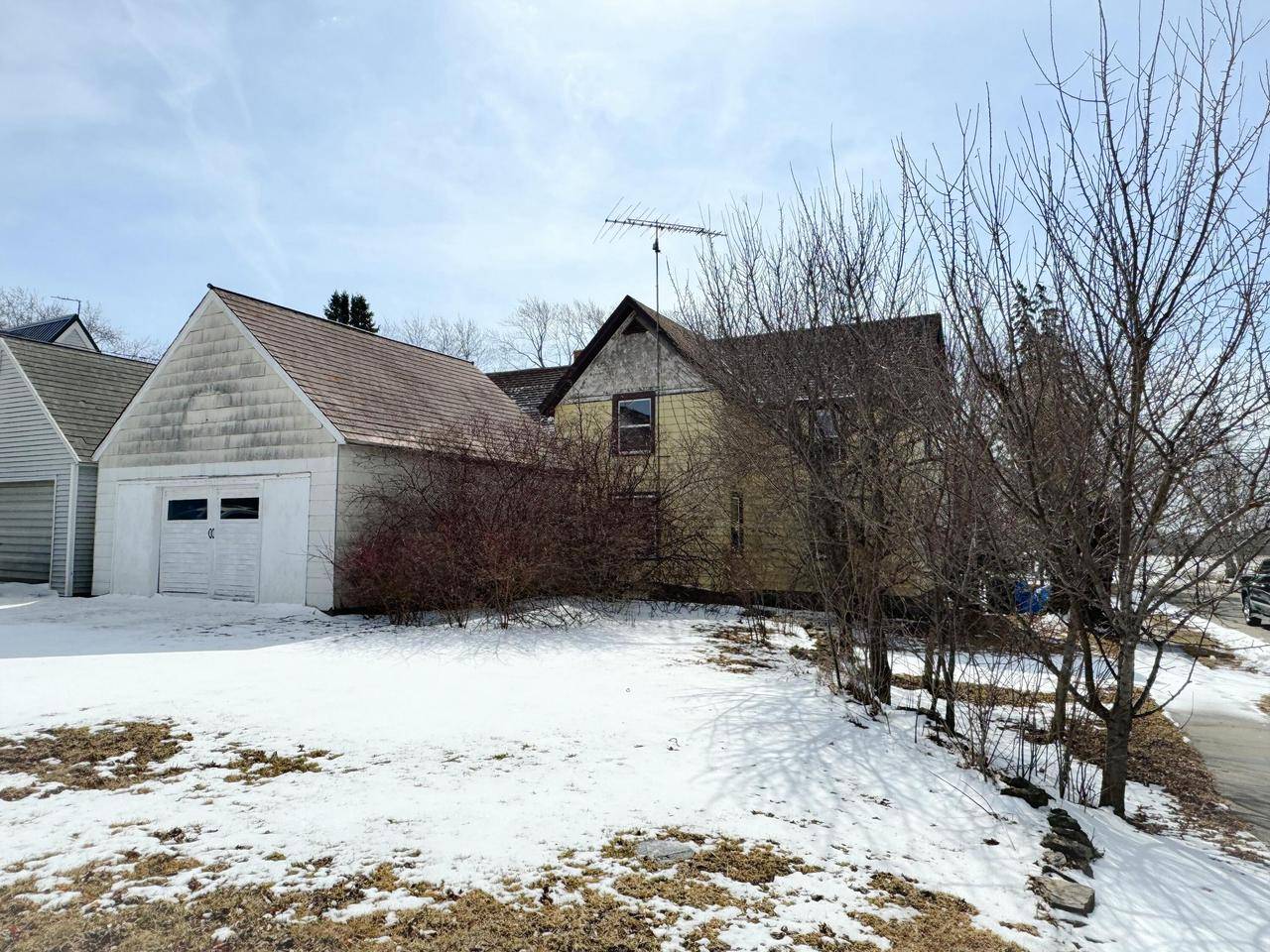 Brandon, WI 53919,100 Maria STREET