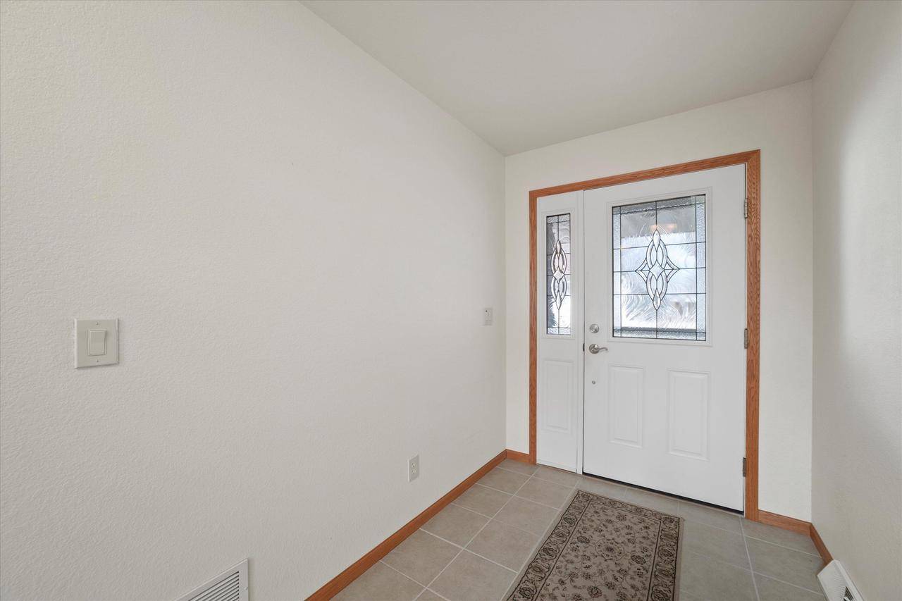 South Milwaukee, WI 53172,3348 Sanctuary DRIVE