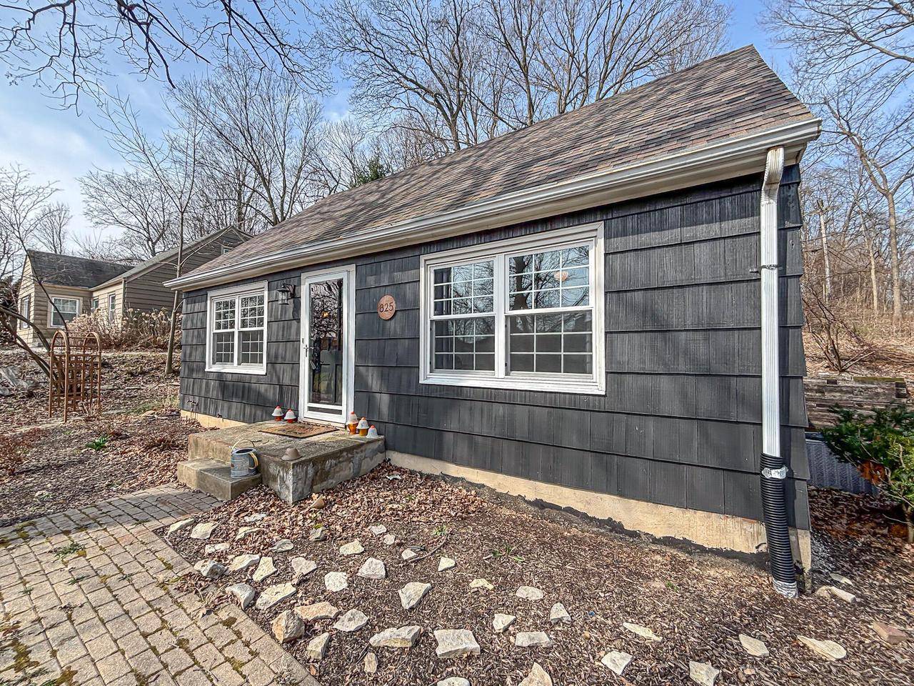 Brookfield, WI 53005,825 Post ROAD