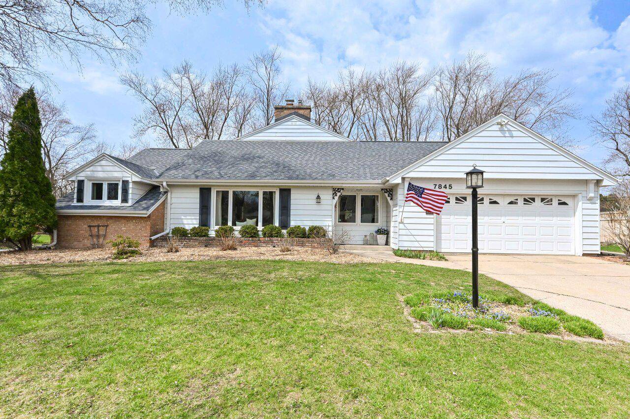 Fox Point, WI 53217,7845 N Boyd WAY