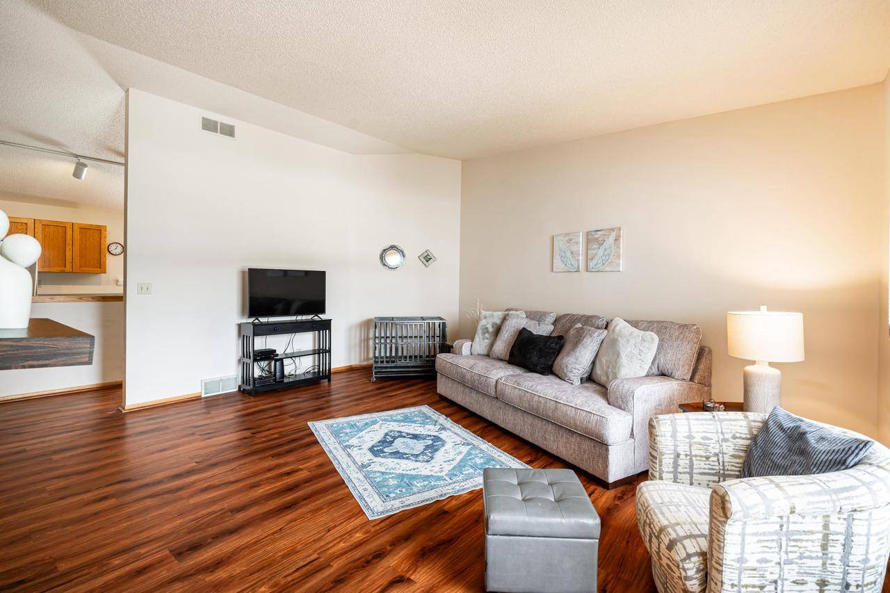 New Berlin, WI 53151,15609 W Brook DRIVE