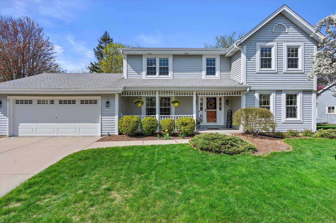 Waukesha, WI 53188,2928 Willard LANE