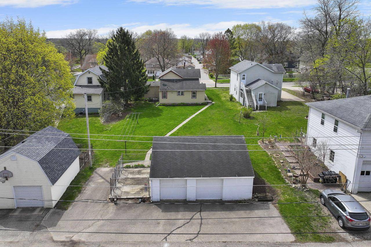 Lake Geneva, WI 53147,615 Water STREET