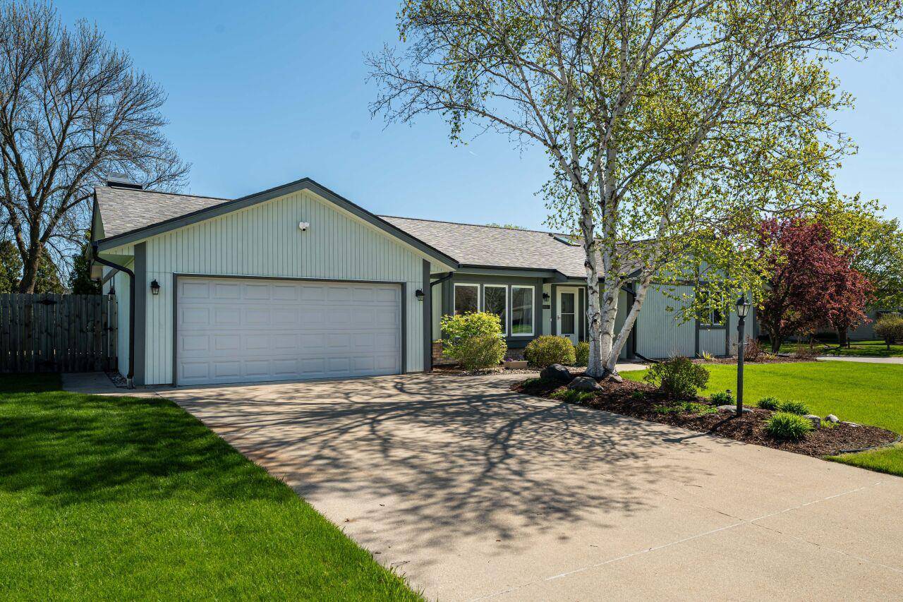 New Berlin, WI 53151,13440 W Wembly COURT