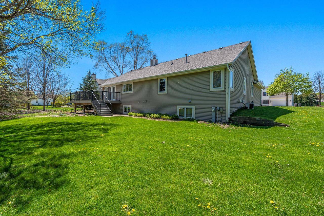 Mukwonago, WI 53149,508 Eastern TRAIL