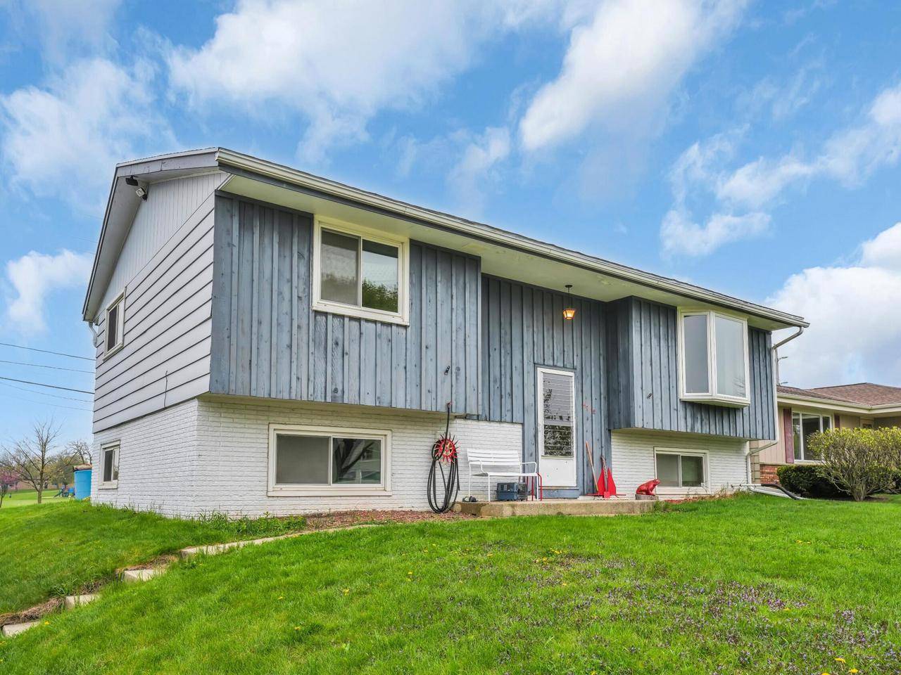 Racine, WI 53406,4715 Westway AVENUE