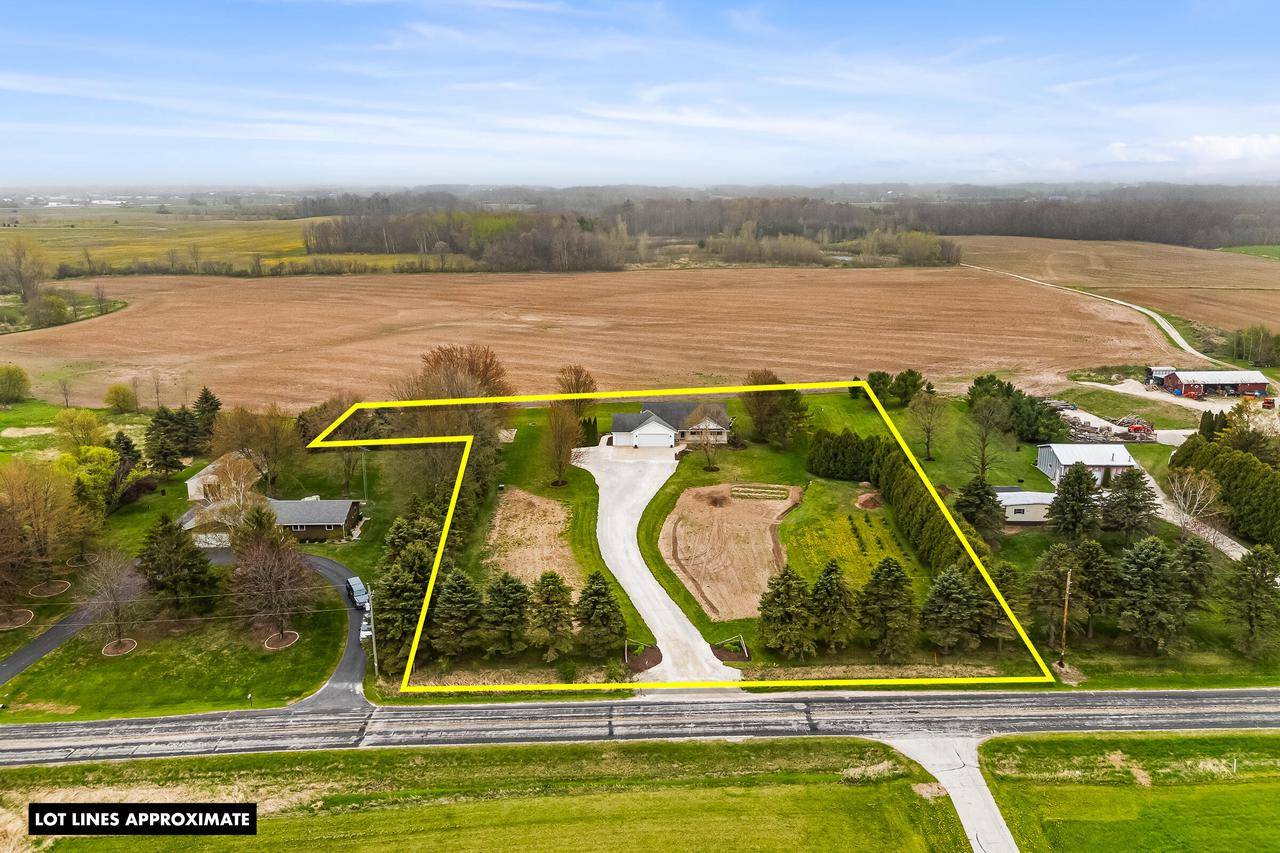 Manitowoc, WI 54220,7501 Carstens Lake ROAD