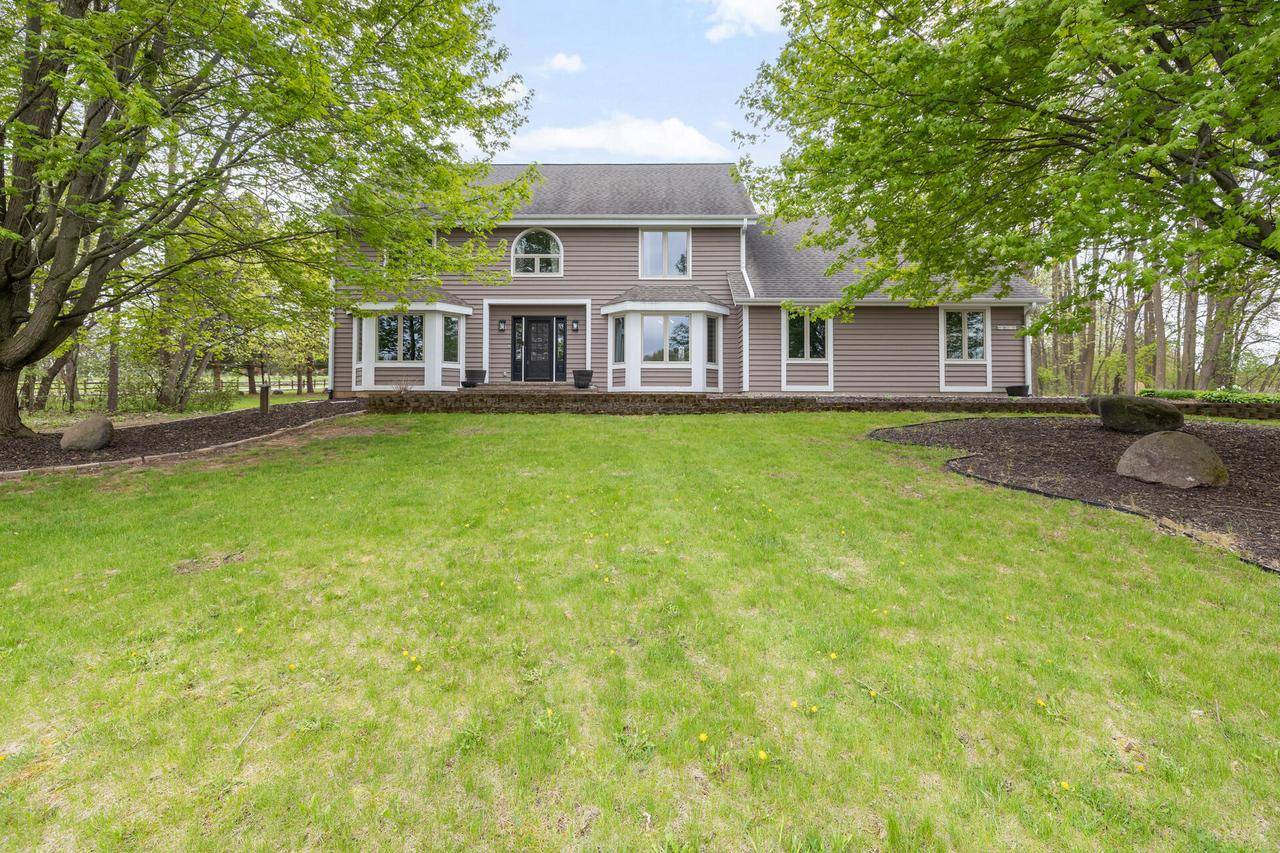 Sussex, WI 53089,N77W24195 Hidden Oaks DRIVE