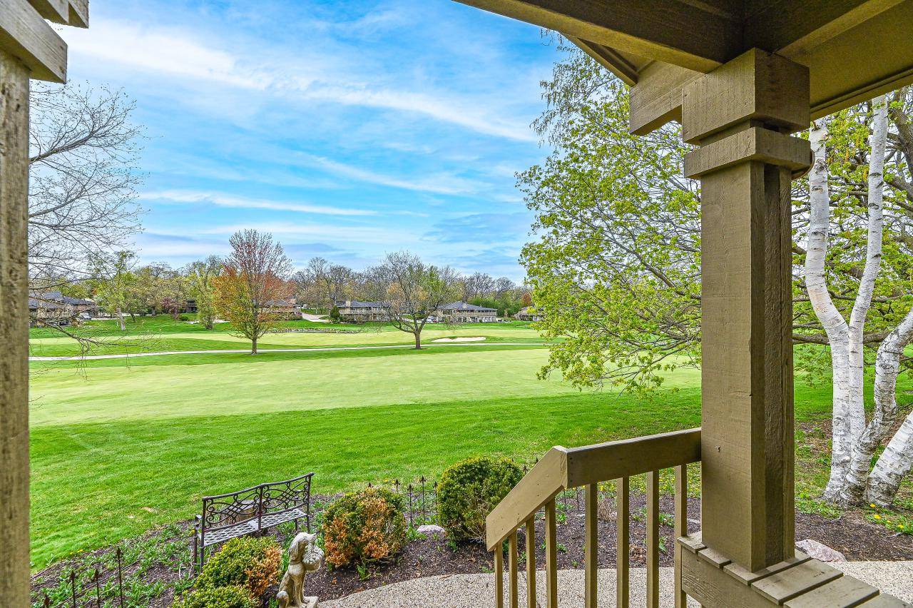 Fontana, WI 53125,901 Duck Pond ROAD