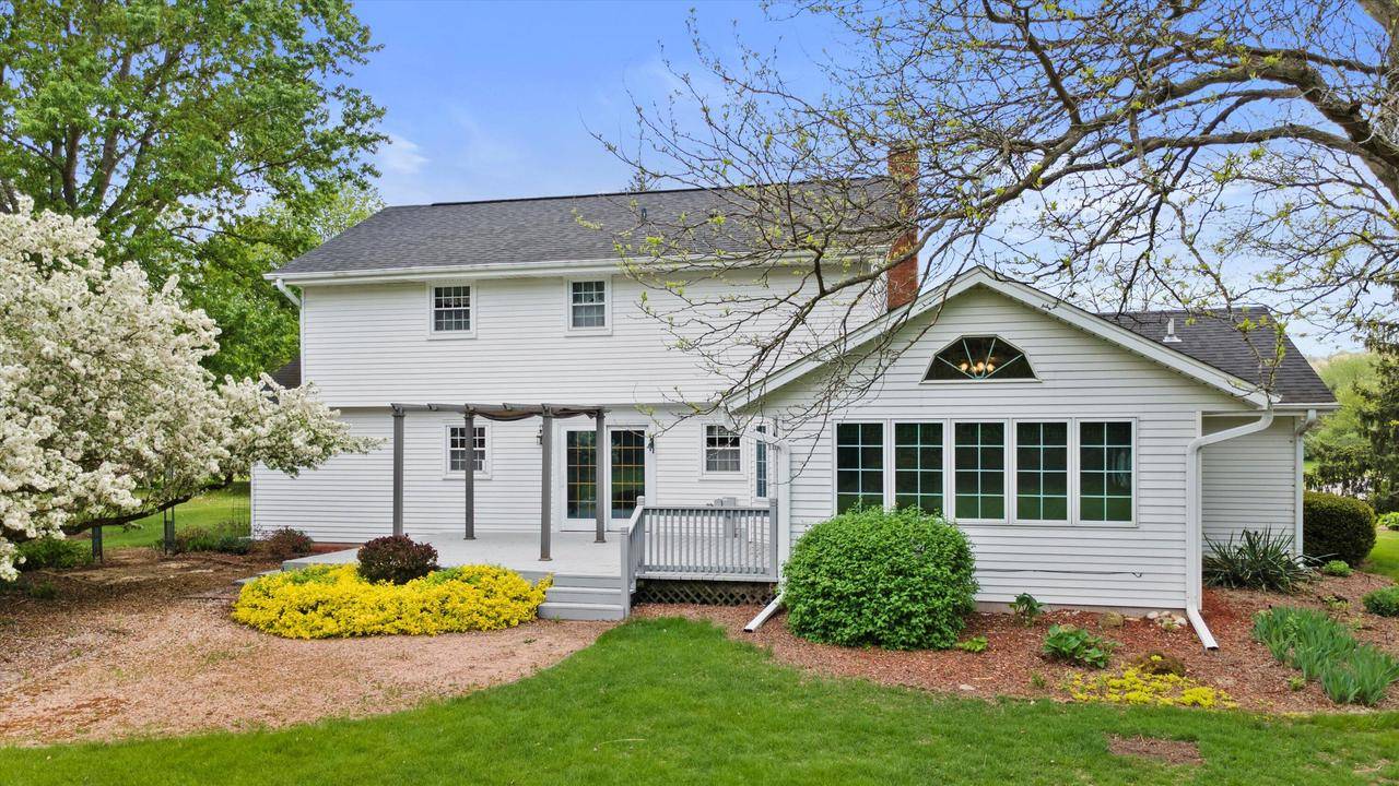 Mukwonago, WI 53149,S67W32842 Westgate COURT