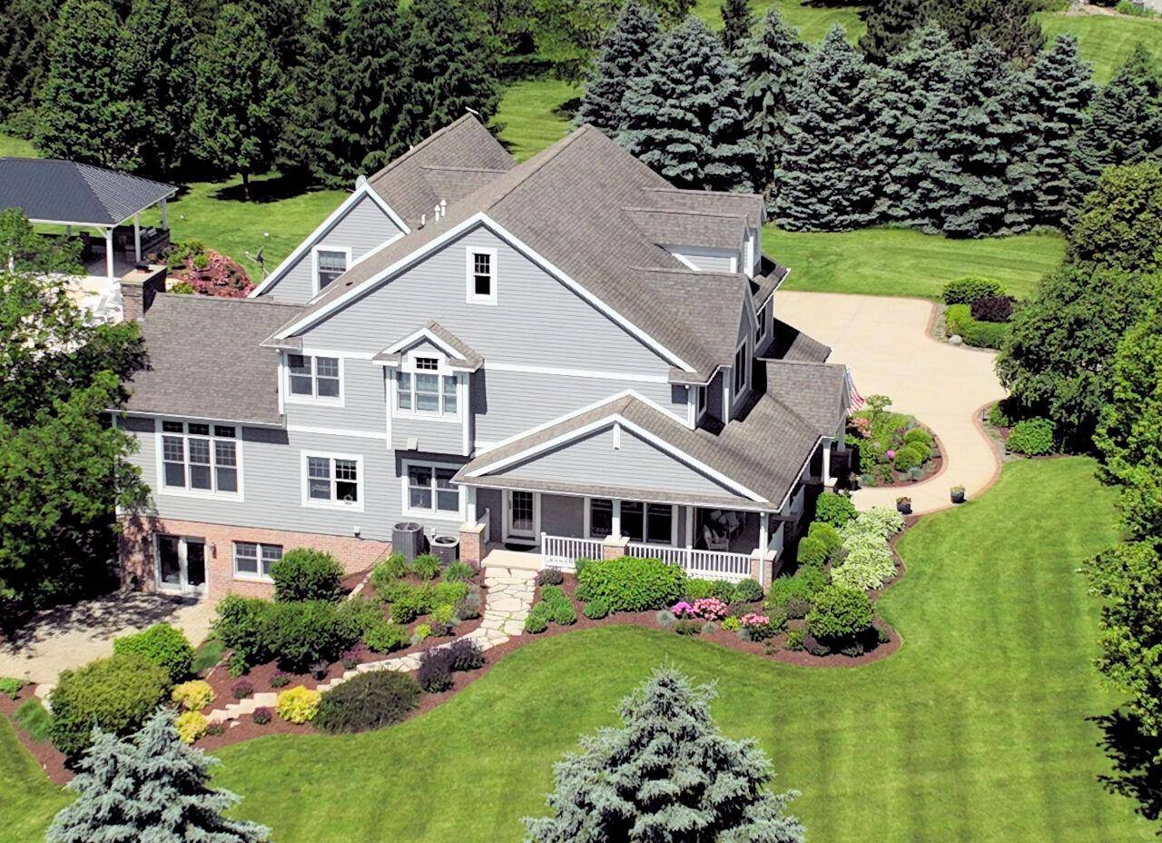 Burlington, WI 53105,5021 Sherwood COURT