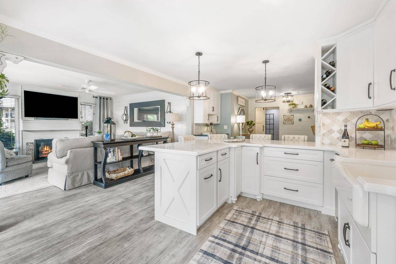 Fontana, WI 53125,18 Abbey Villa CIRCLE #G