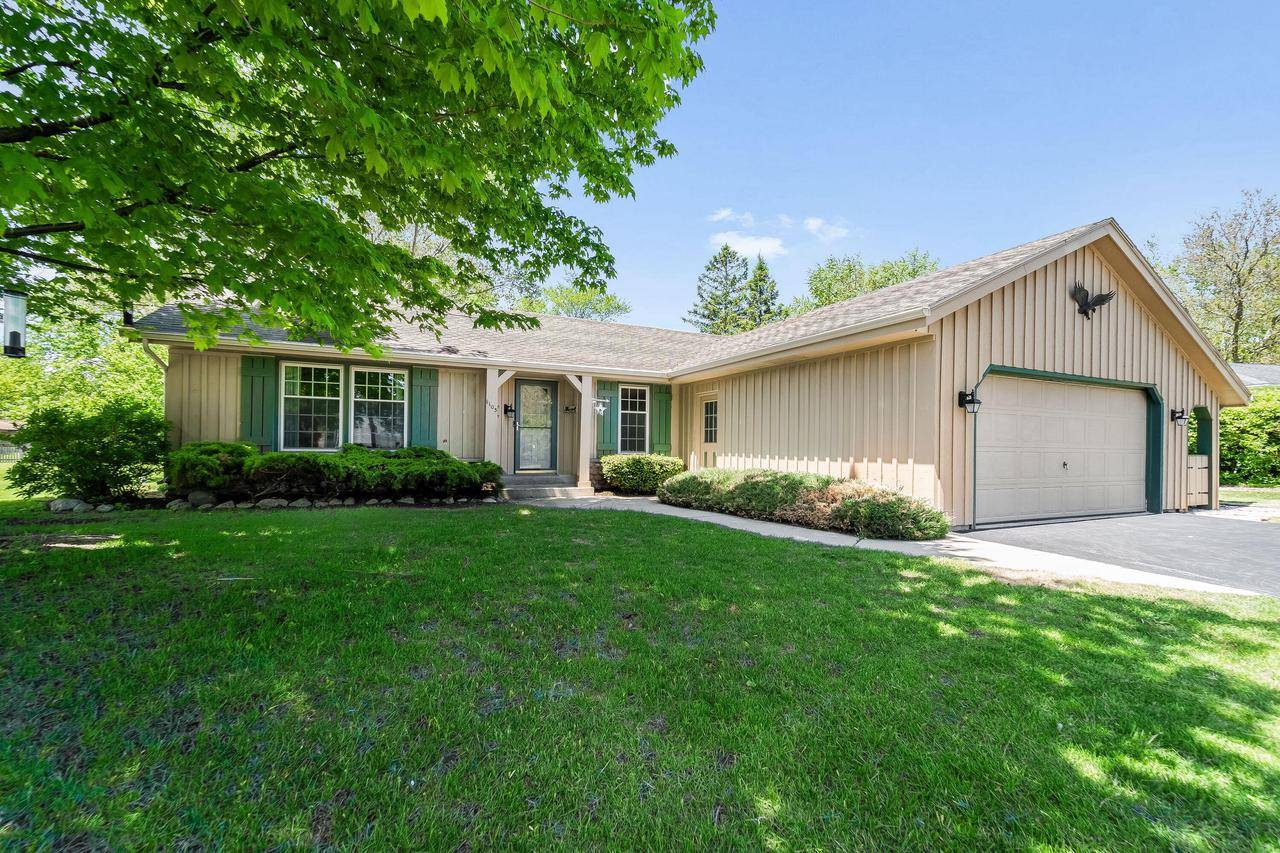 Mukwonago, WI 53149,1103 Eastern Trl