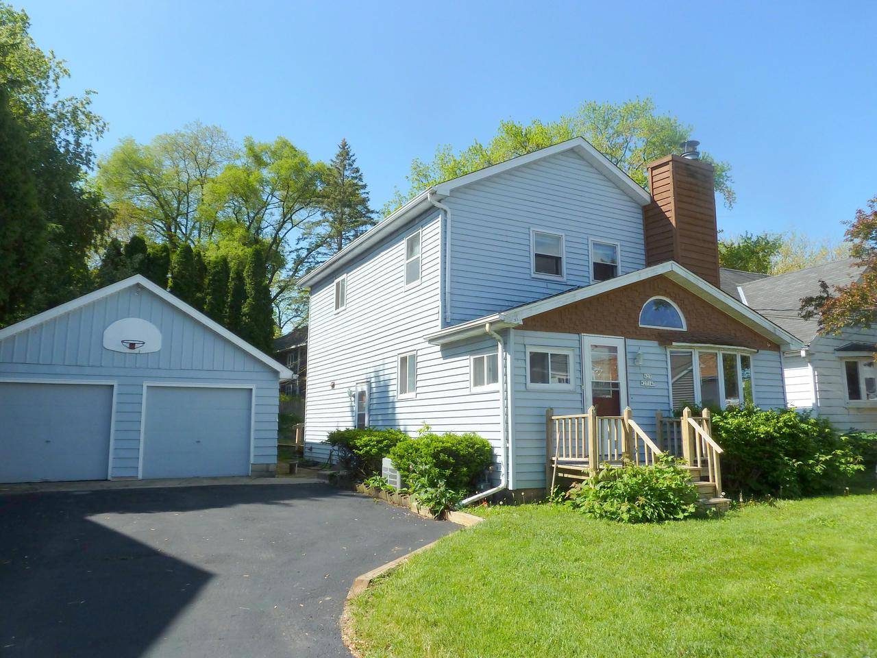 Pewaukee, WI 53072,N27W27147 Woodland DRIVE