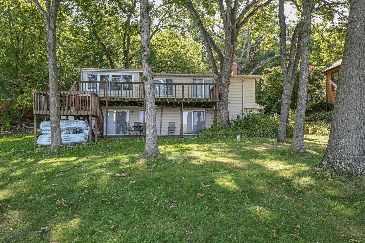 Whitewater, WI 53190,N7049 Oakwood ROAD
