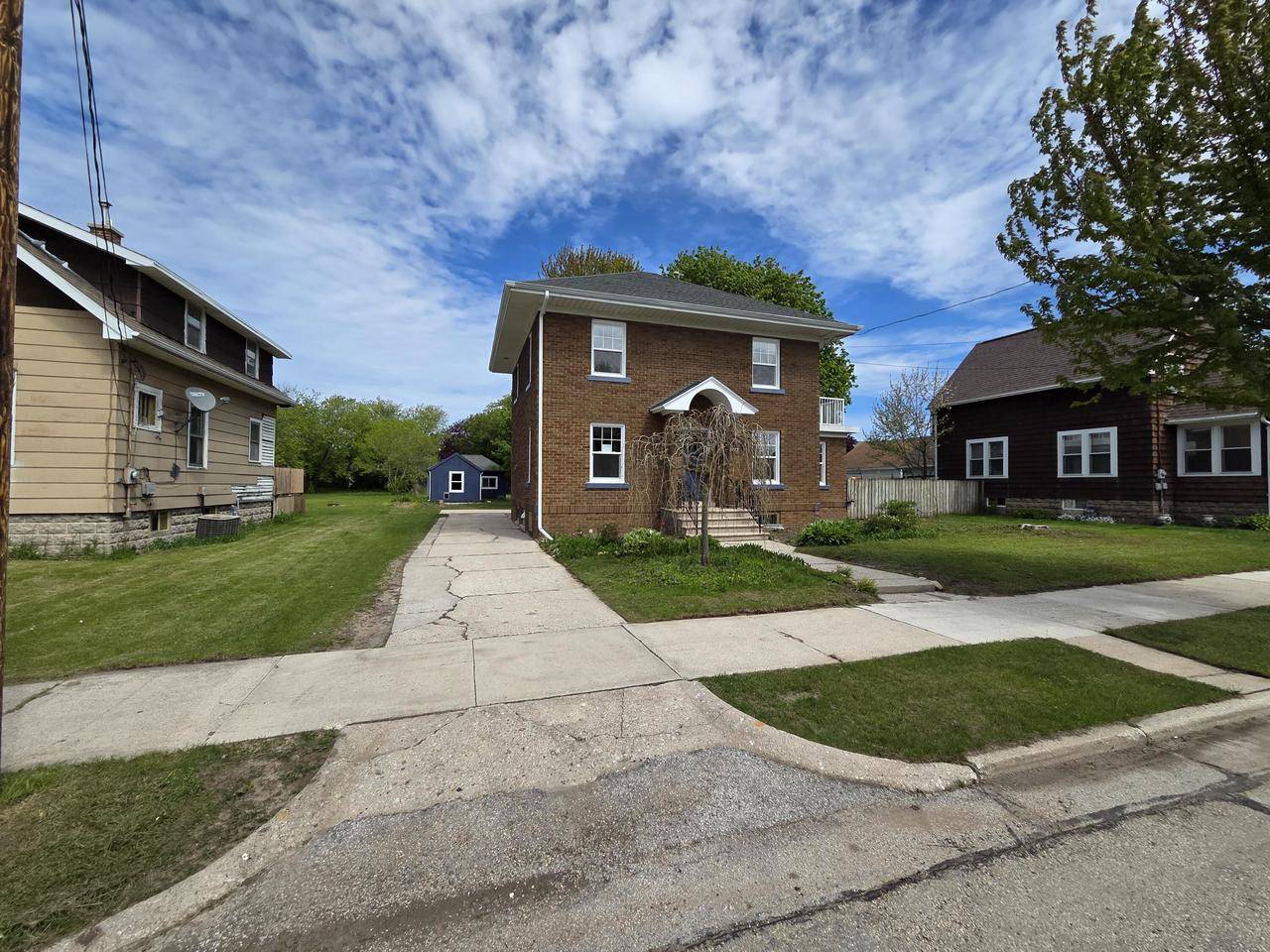 Two Rivers, WI 54241,1415 Glenwood STREET