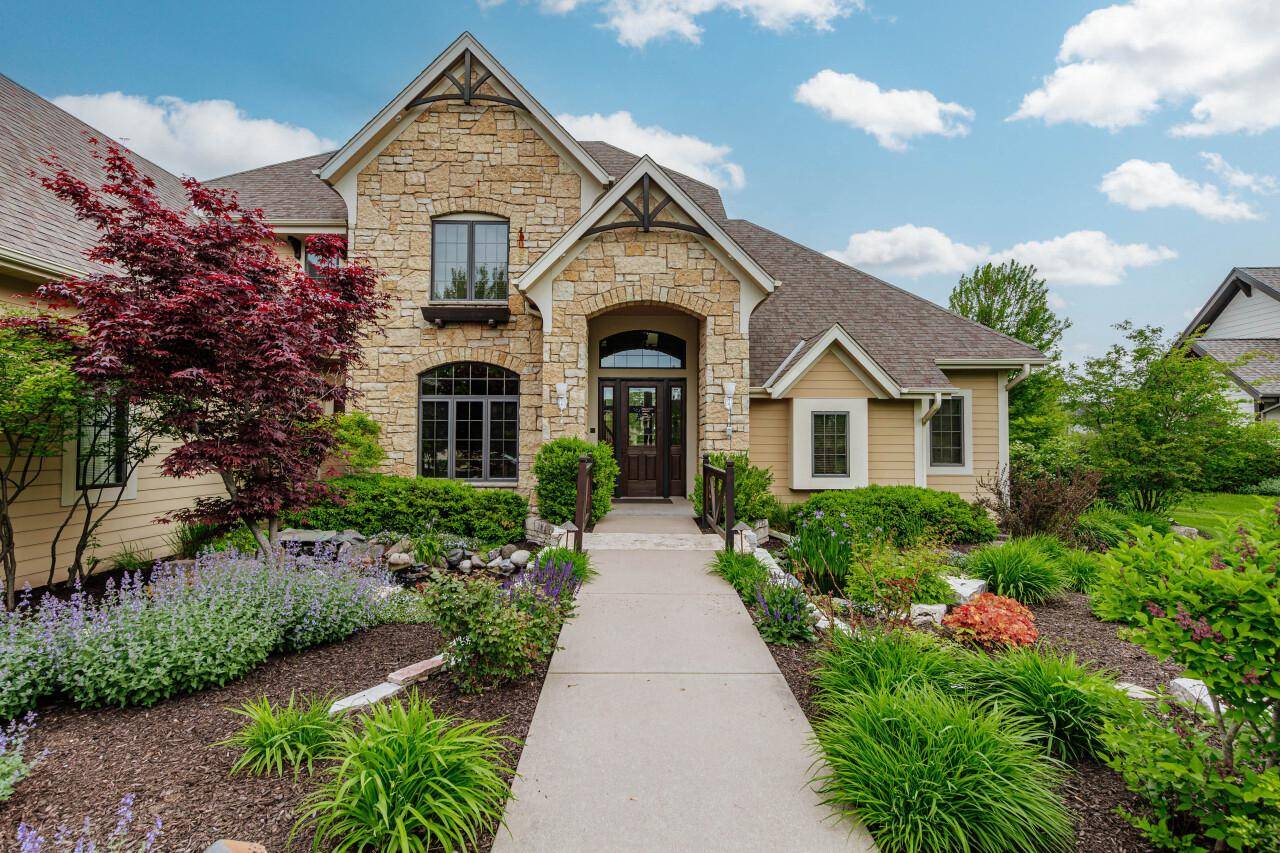 Pewaukee, WI 53072,N39W23802 Broken Hill CIRCLE N