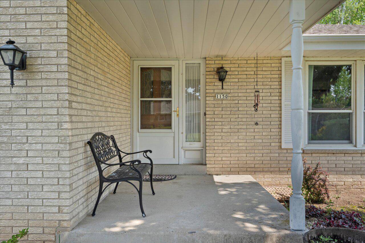 Glendale, WI 53217,1150 W Glen River ROAD