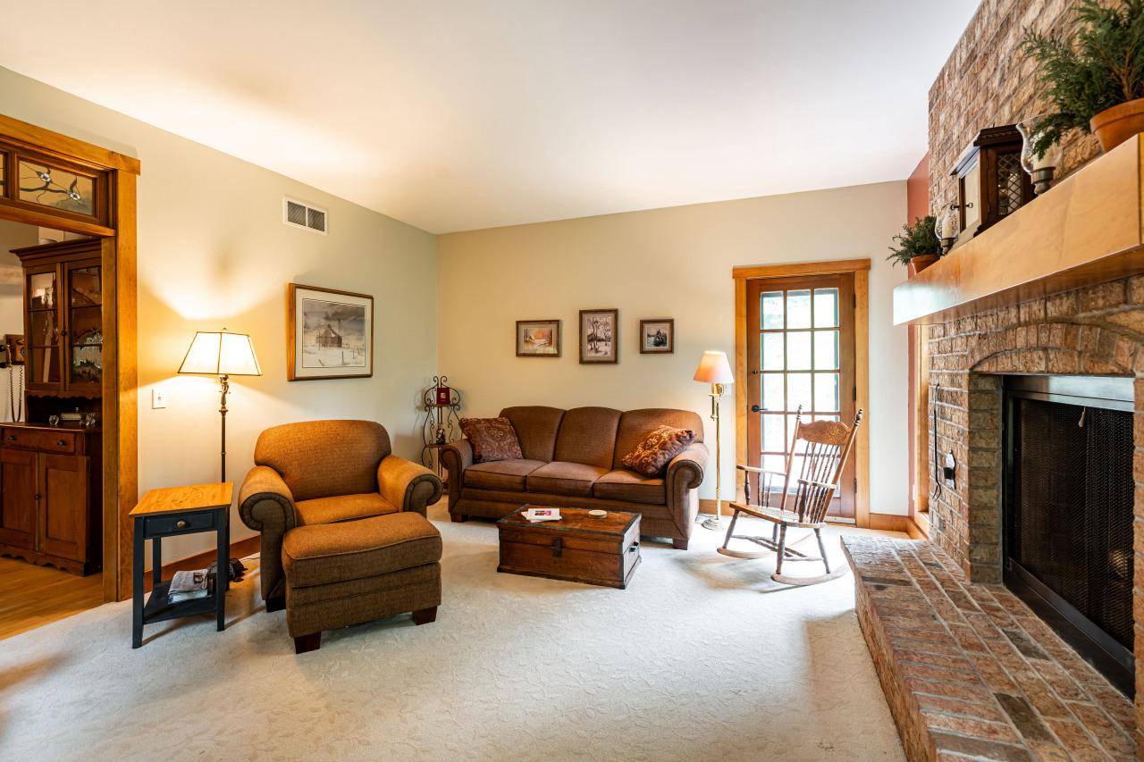 Cedarburg, WI 53012,724 N Green Bay ROAD