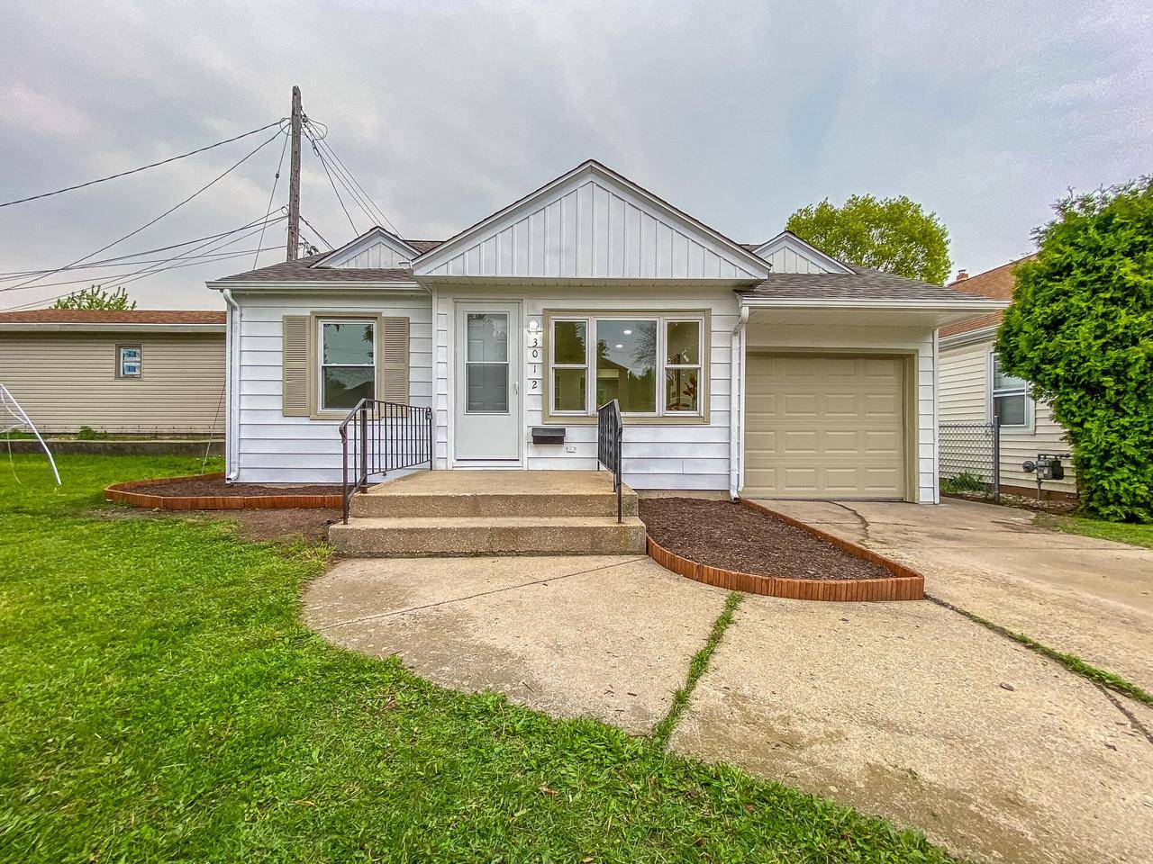 Racine, WI 53403,3012 Dwight STREET