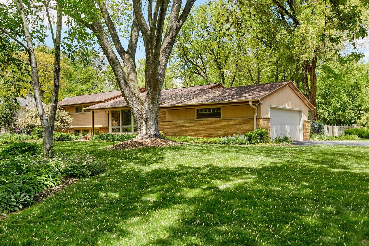 Wauwatosa, WI 53226,11716 W Meinecke AVENUE