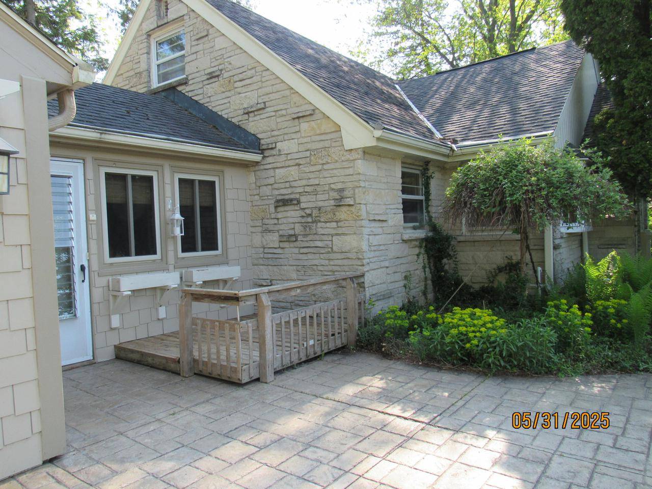 River Hills, WI 53217,1201 W Brown Deer ROAD