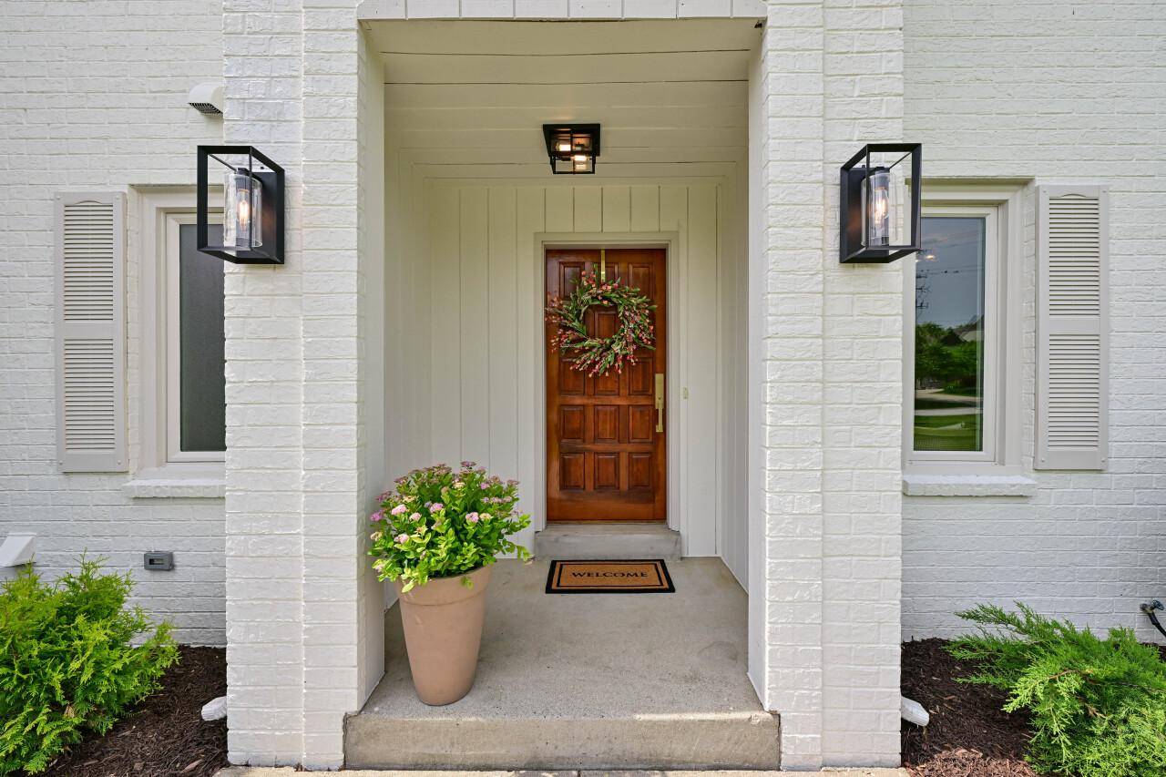 Elm Grove, WI 53122,15635 Brojan DRIVE