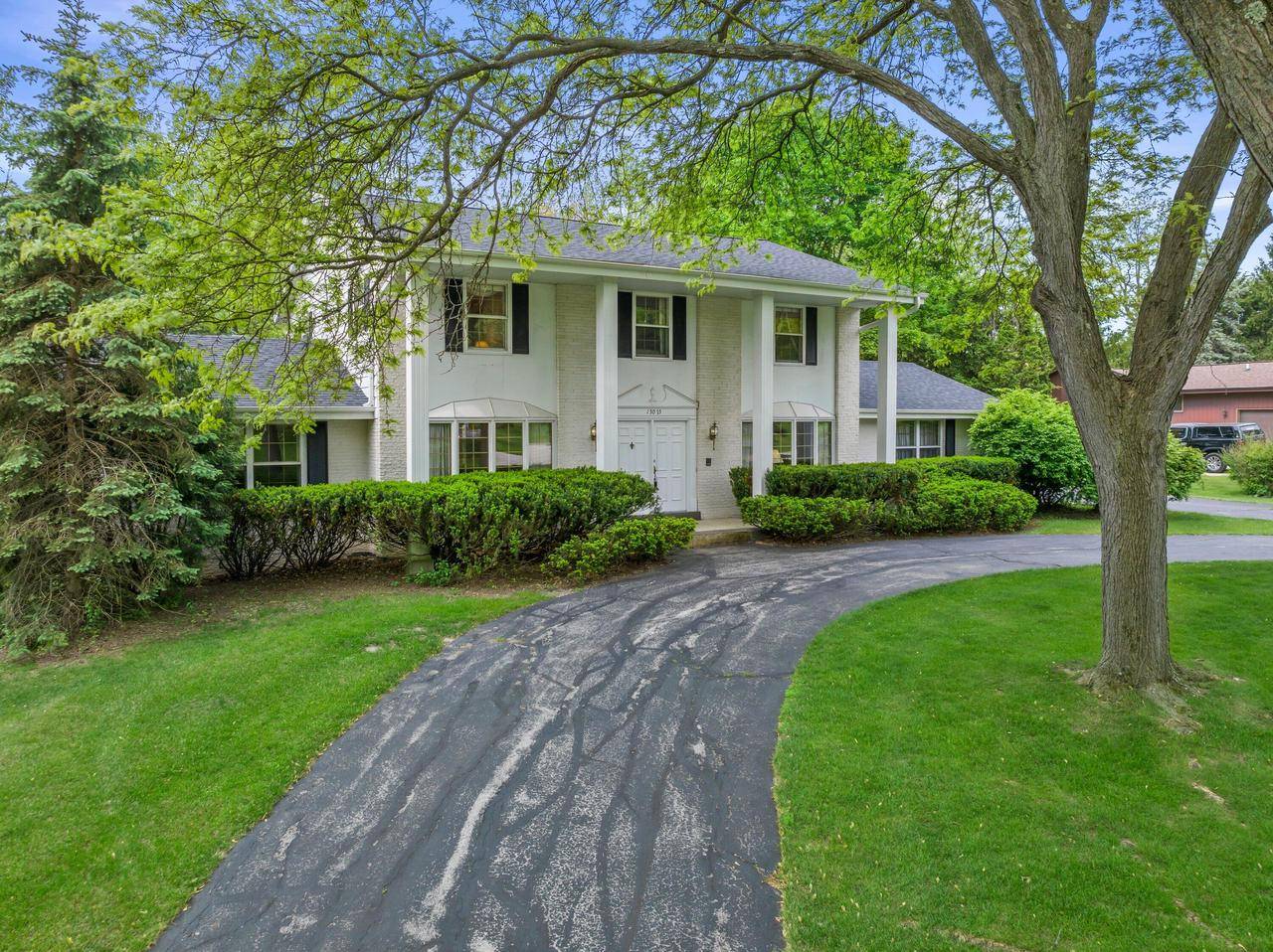 Brookfield, WI 53005,15075 Kings Ridge COURT