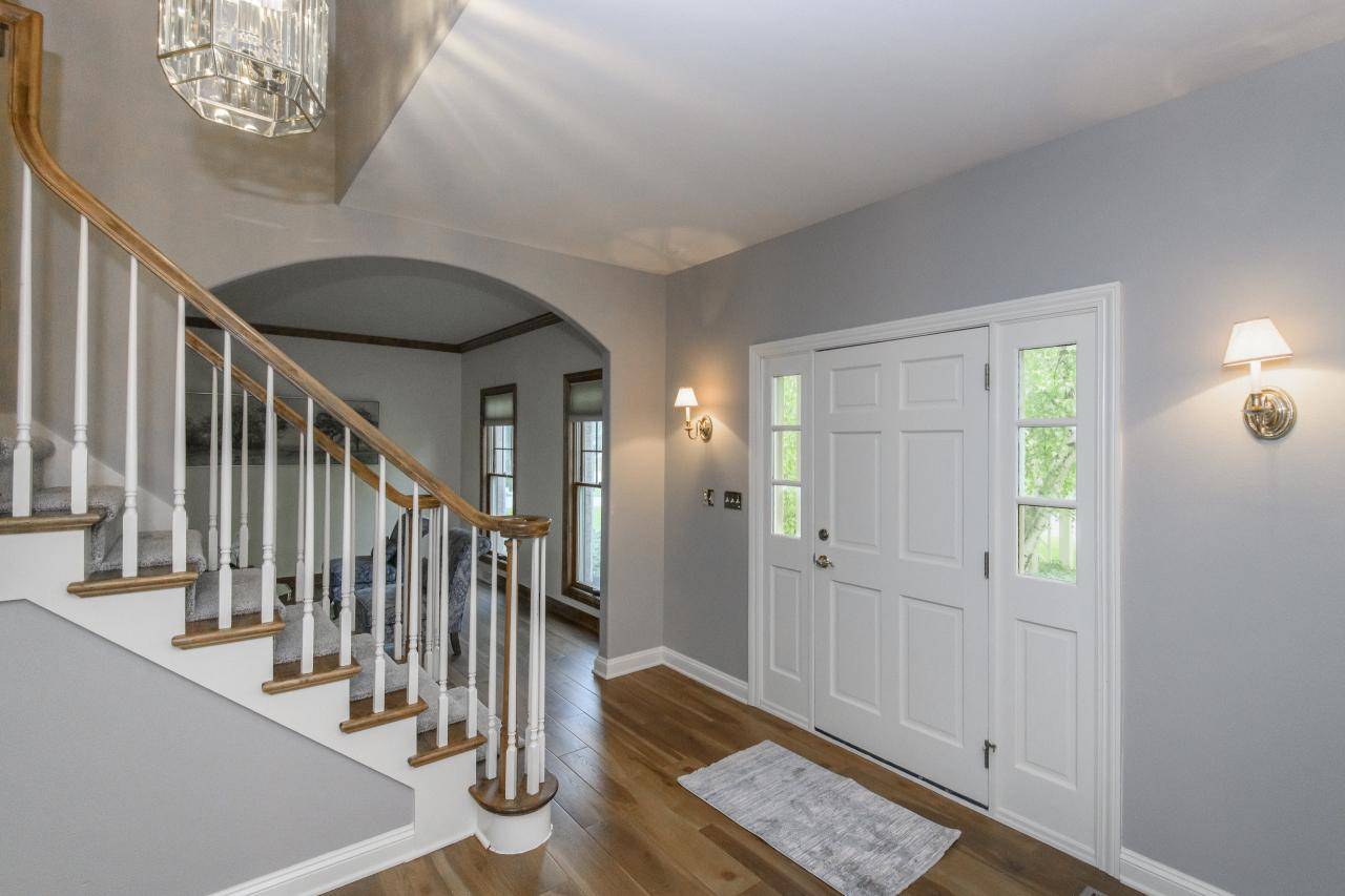 Menomonee Falls, WI 53051,W146N7148 Winter Hollow DRIVE