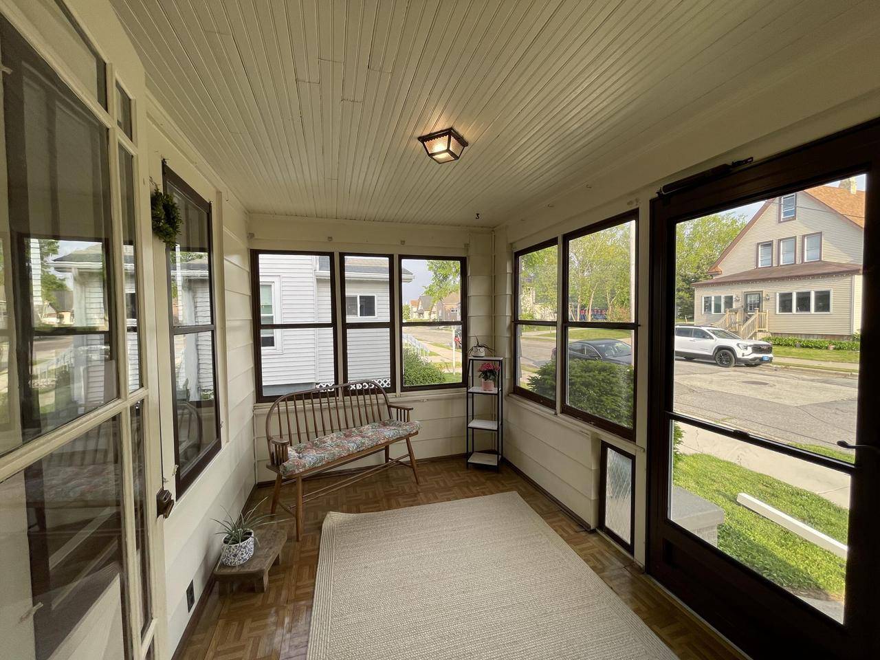 Sheboygan, WI 53083,2118 Cooper AVENUE