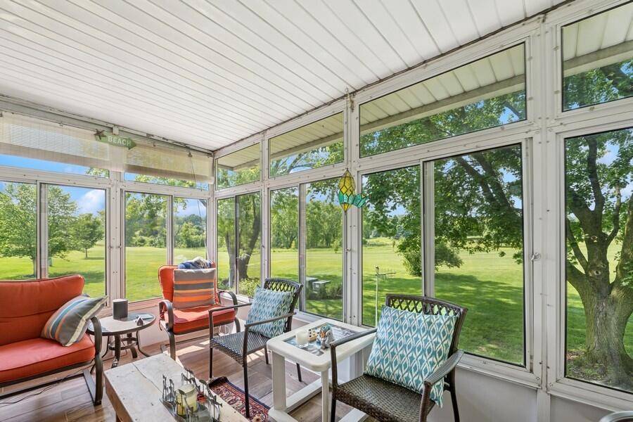 Fontana, WI 53125,352 County Road B #B
