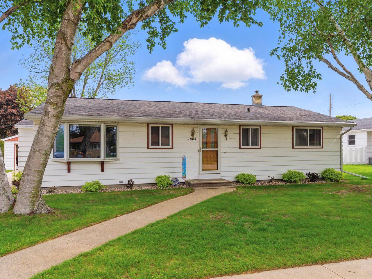 Two Rivers, WI 54241,2908 42nd STREET