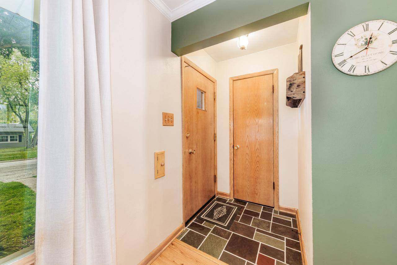 Wauwatosa, WI 53226,2223 N 107th STREET