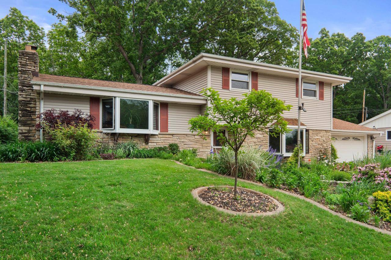 Menomonee Falls, WI 53051,N91W17752 Saint Regis DRIVE