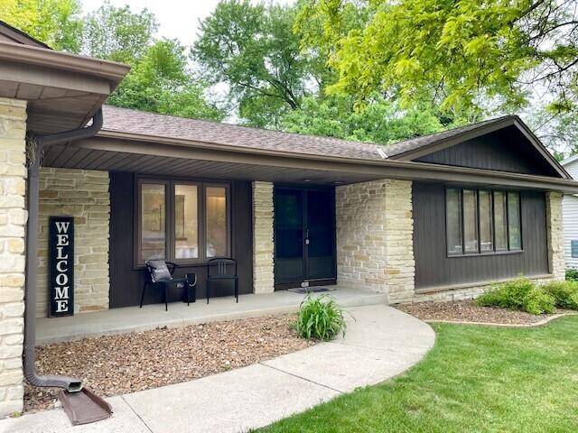 West Bend, WI 53095,162 Laurel DRIVE S