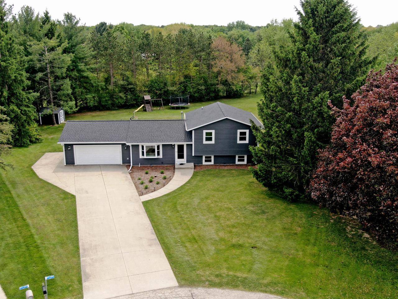 Oconomowoc, WI 53066,W355N5843 Bridle LANE